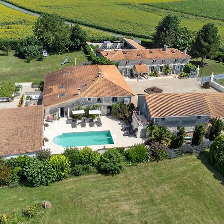 مبيت وإفطار Berneuil  Domaine Chez Les Rois المظهر الخارجي الصورة